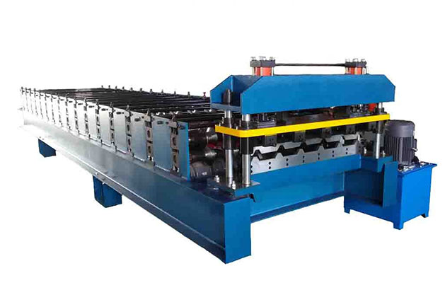 Trapezoidal roof roll forming machine