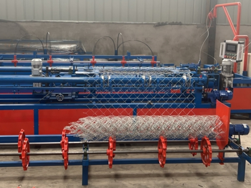 Chain Link Weaving Machine